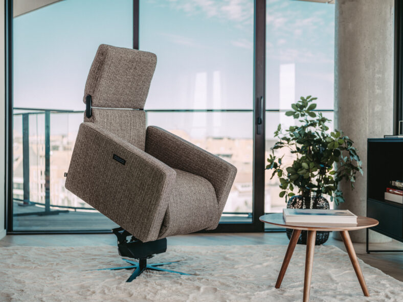 Phnx Production Moments Furniture WEB 036