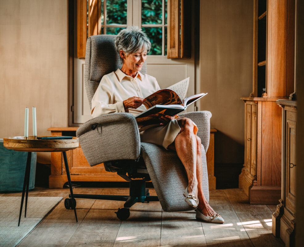 Phnx Production Moments Furniture WEB 010