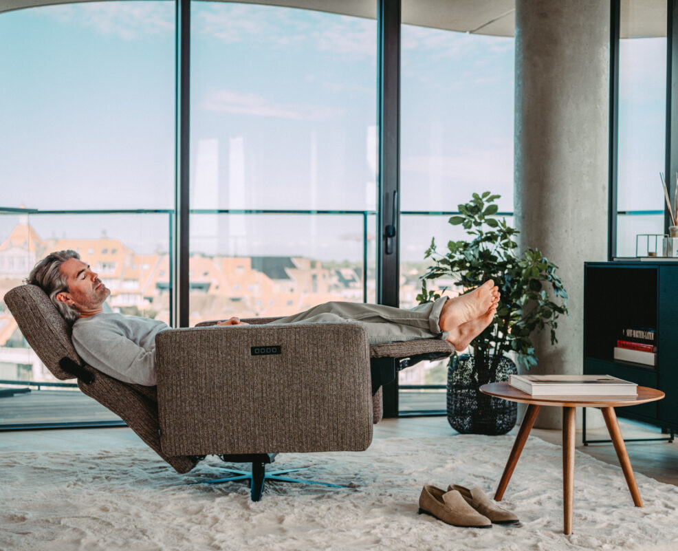 Phnx Production Moments Furniture WEB 033