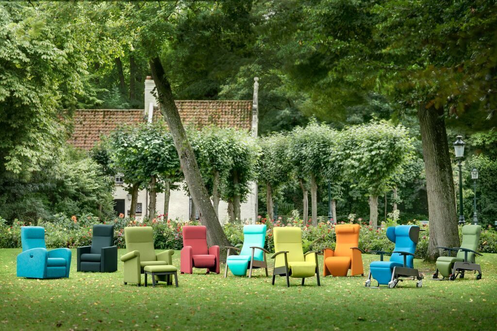 Medium A walk in the park Echo Laguna